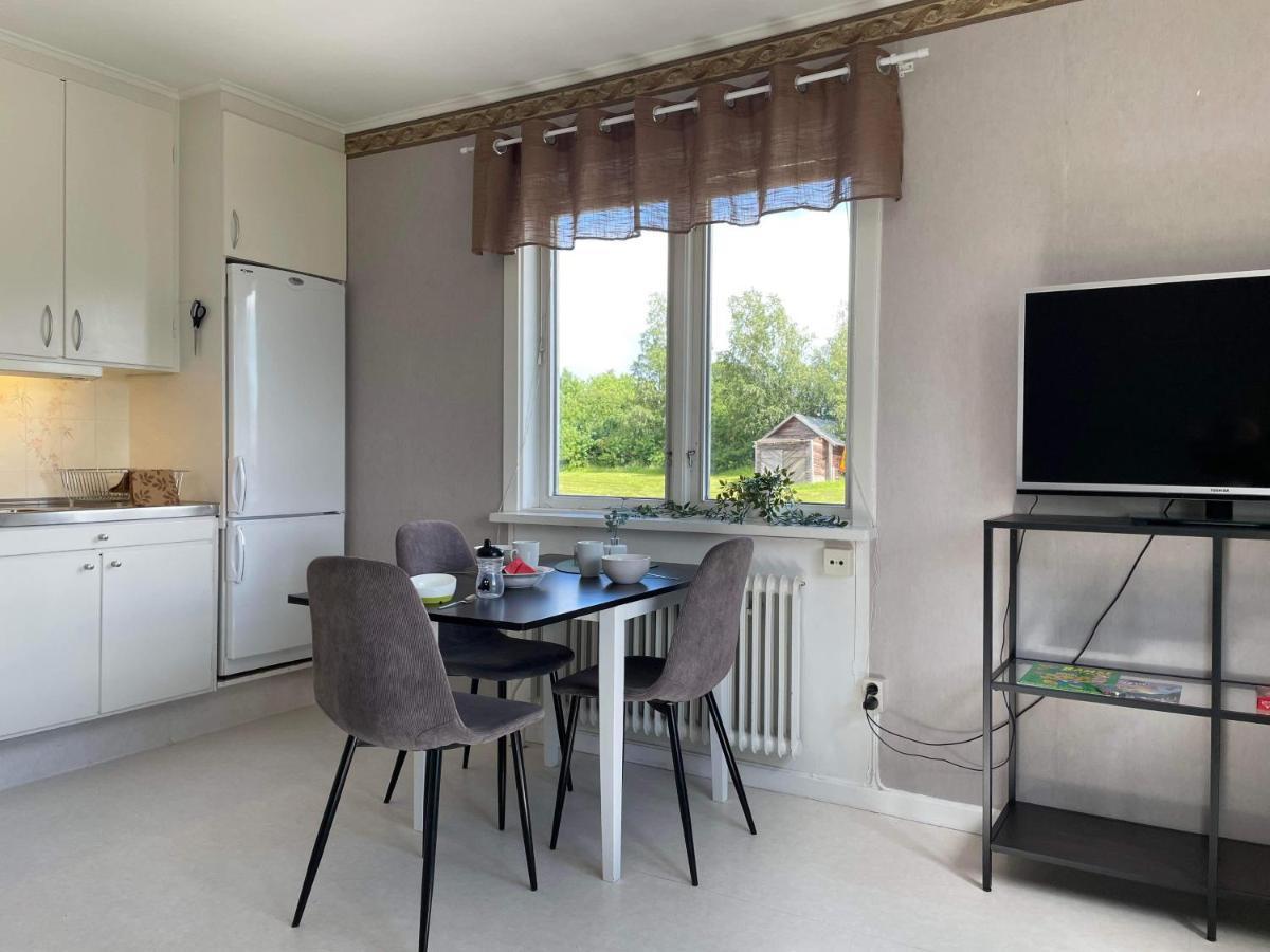 Fin Laegenhet I Centrala Oviken, Mellan Fjaell&Stad Extérieur photo